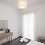 70 Steps Mykonos Пляж Супер-Парадайз