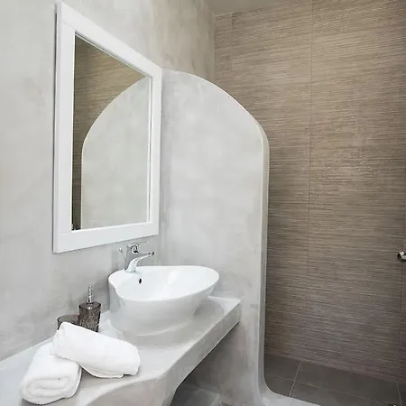 70 Steps Mykonos Пляж Супер-Парадайз